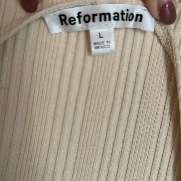 ***SOLD***Reformation Backless Cream Dress (Size Large) - Picture 5 of 5